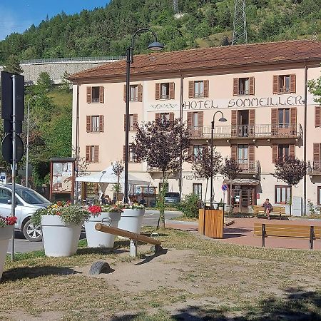 Hotel Sommeiller Bardonecchia Bagian luar foto